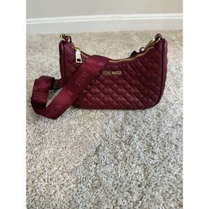 Steve Madden Cross body burgundy color